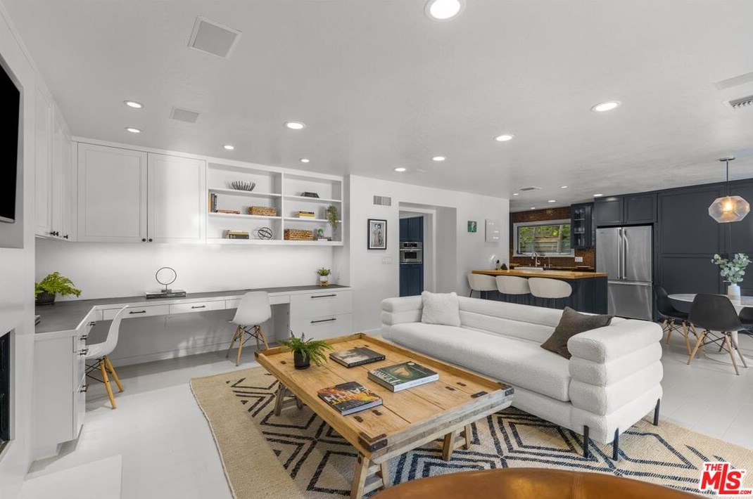 2655 31st St, Santa Monica CA  90405-3012 exterior
