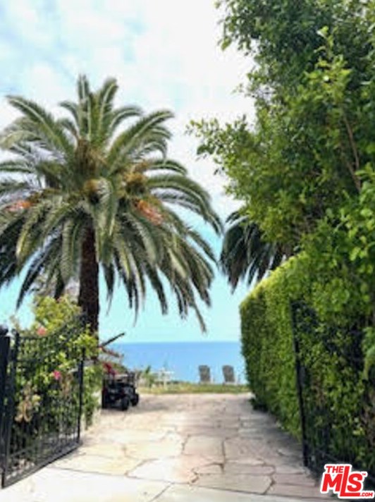 19419 Pacific Coast Hwy #3, Malibu, CA 90265