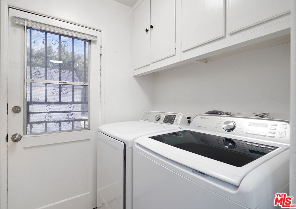 2739 Midvale Ave, Los Angeles CA  90064-4215 exterior