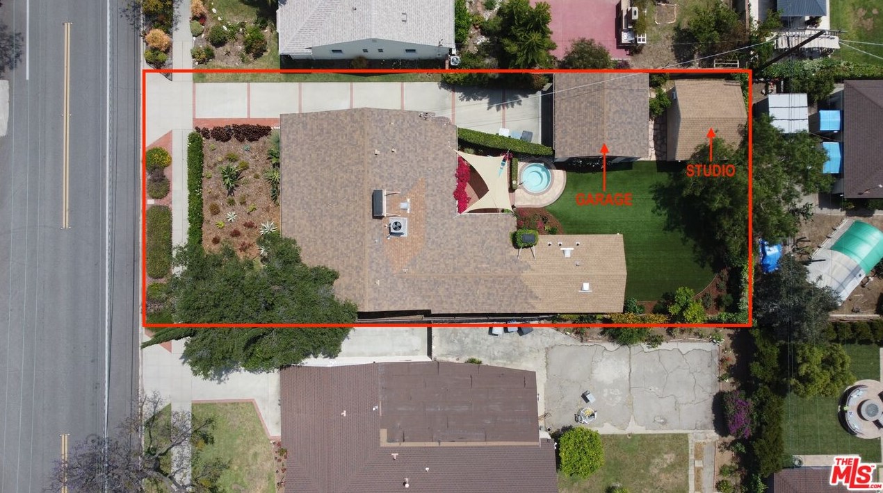 2806 Paloma St, Pasadena CA  91107-2743 exterior