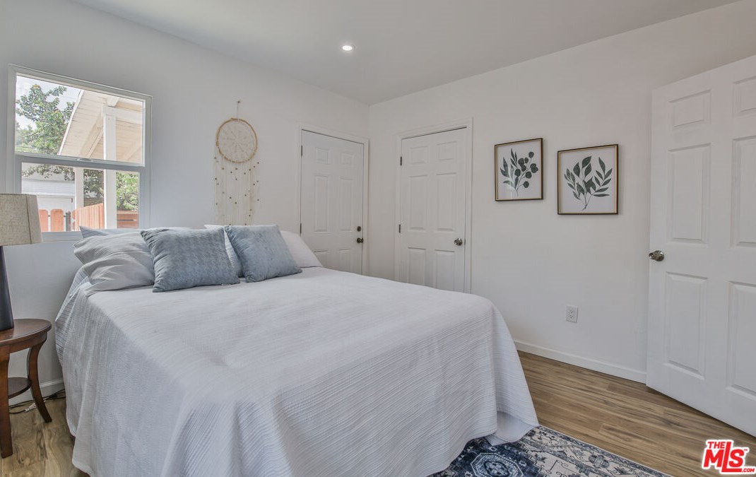 816 62nd St, Los Angeles CA  90001-1506 exterior
