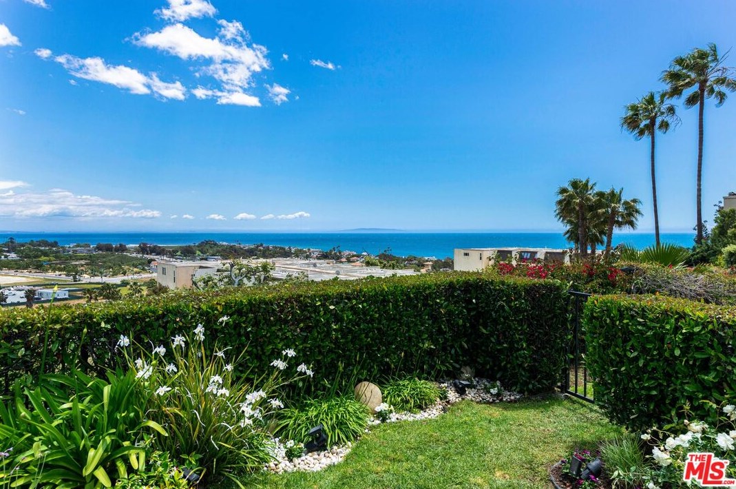 23929 De Ville Way, Malibu, CA 90265