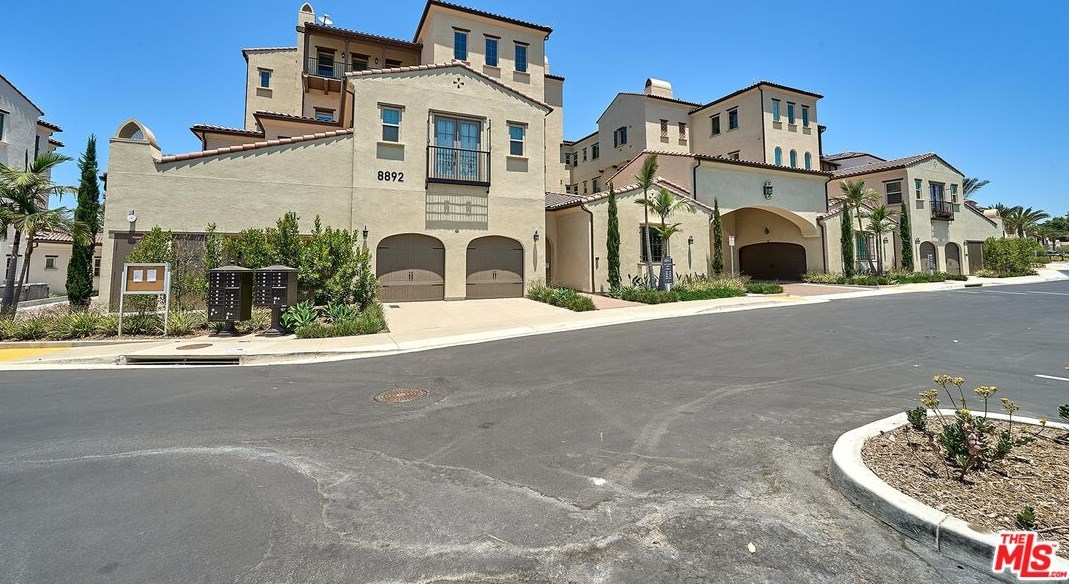 8892 Los Coyotes Dr #110, Buena Park, CA 90621