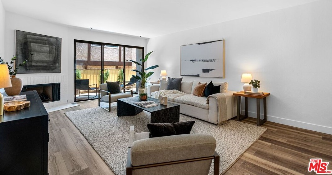 3720 Hughes Ave, Los Angeles, CA 90034-7600
