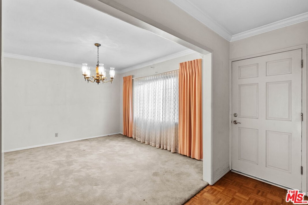 7819 Midfield Ave, Los Angeles CA  90045-3237 exterior