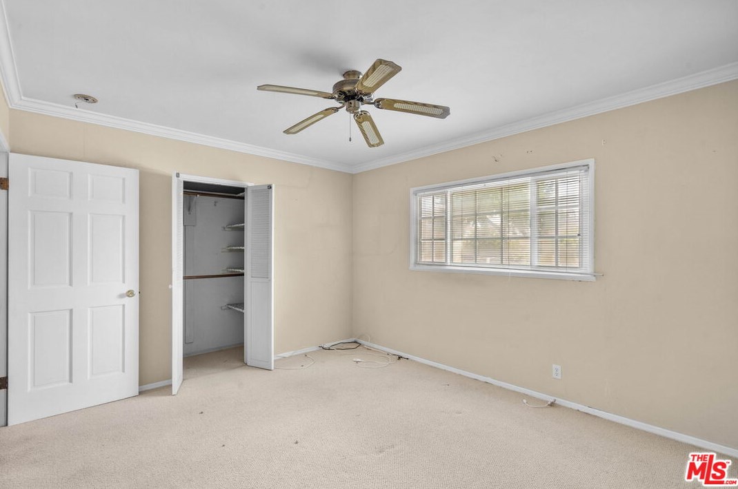 7819 Midfield Ave, Los Angeles CA  90045-3237 exterior