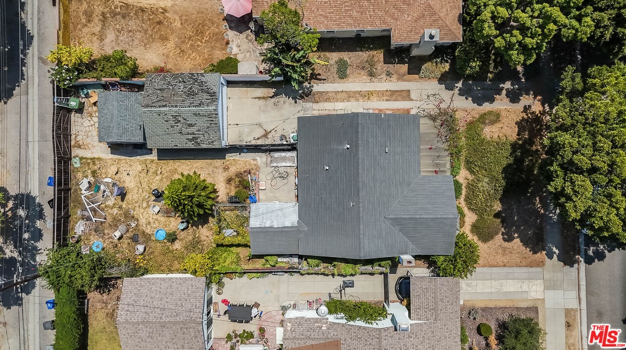 2435 Cloverfield Blvd, Santa Monica, CA 90405-1824