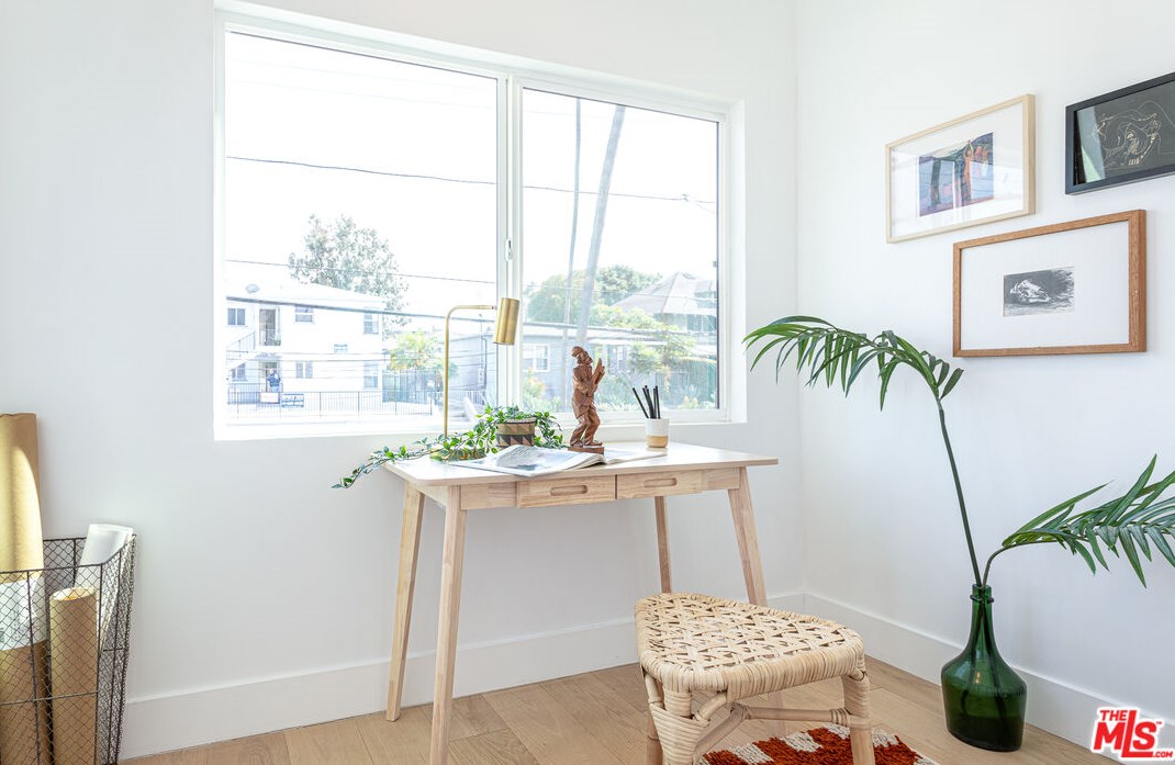 117 Westlake Ave, Los Angeles CA  90006-3014 exterior