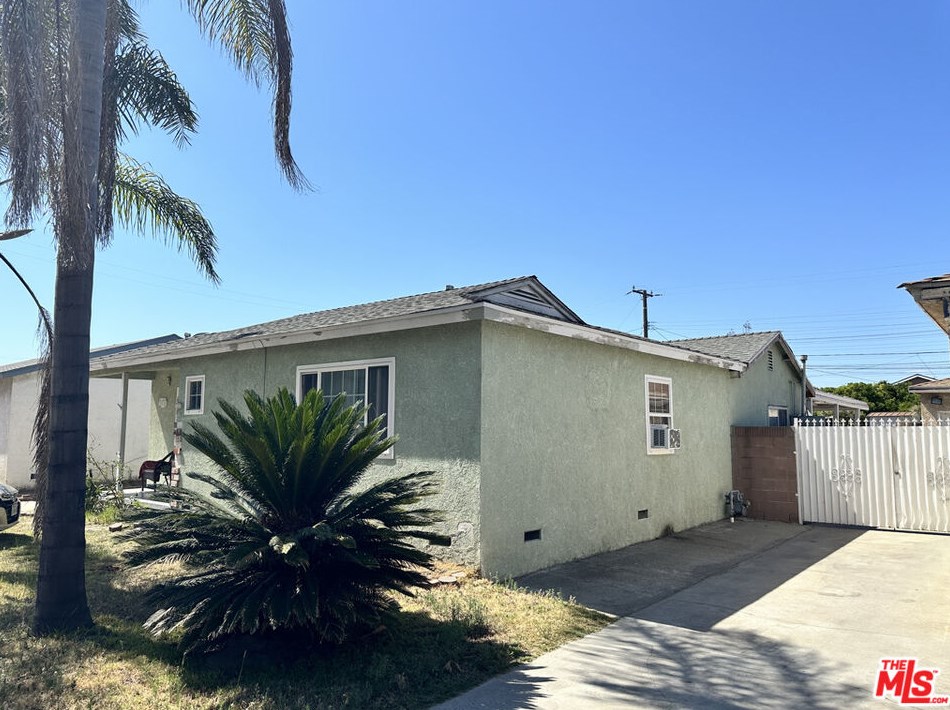 3211 67th Way, Long Beach, CA 90805-1903