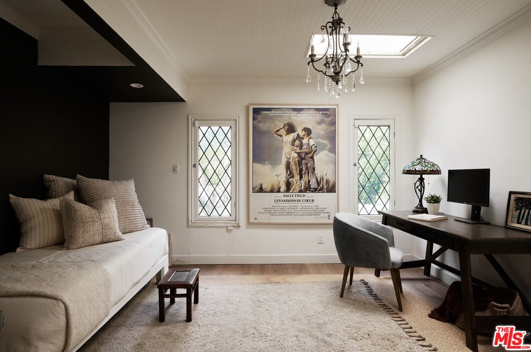 1725 Mount Olympus Dr, Los Angeles CA  90046-2034 exterior