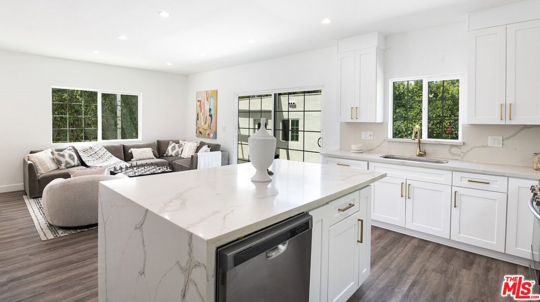 617 Detroit St, Los Angeles CA 90036-3402 exterior