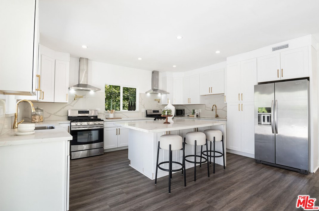 617 Detroit St, Los Angeles CA 90036-3402 exterior