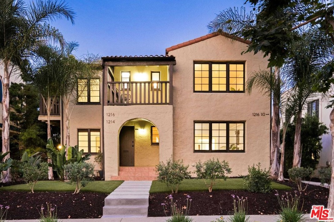 1214 Sycamore Ave, Los Angeles, CA 90019-1533