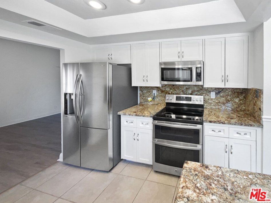 22905 Springwater, El Toro, CA 92630