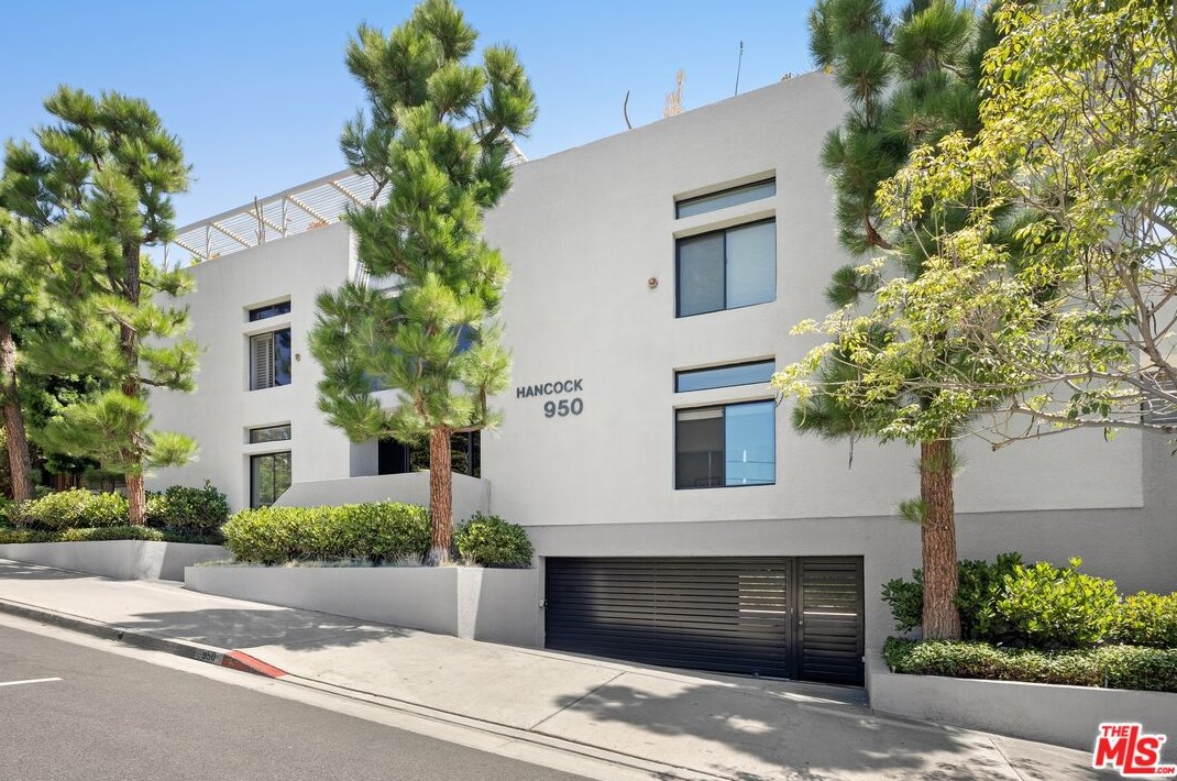 950 Hancock Ave, Los Angeles CA  90069-4075 exterior