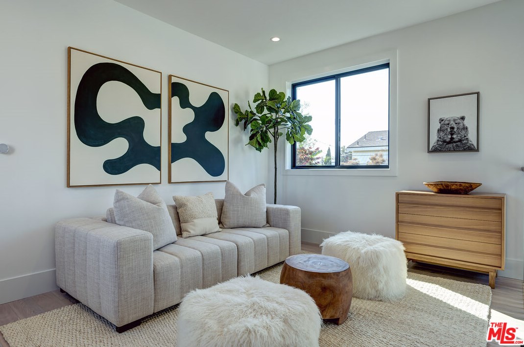 2523 Westgate Ave, Los Angeles CA  90064-2741 exterior