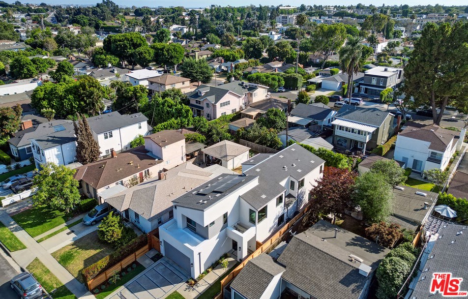 2523 Westgate Ave, Los Angeles CA  90064-2741 exterior