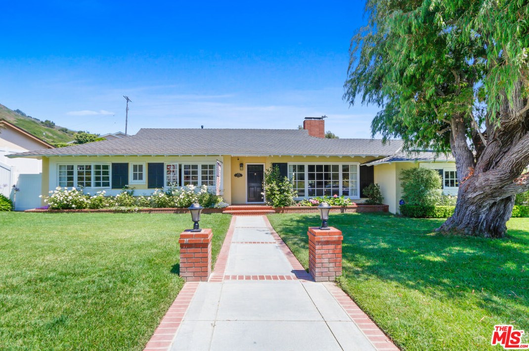 4394 Dauntless Dr, Palos Verdes Estates, CA 90275