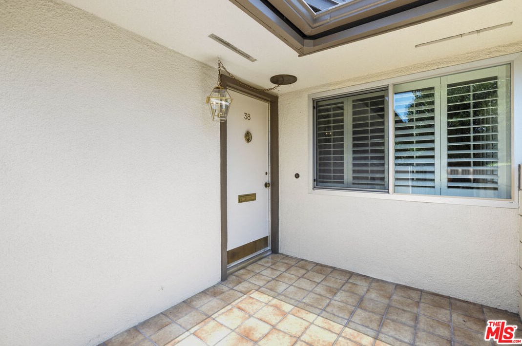 1225 N Granada Ave #38, Alhambra, CA 91801