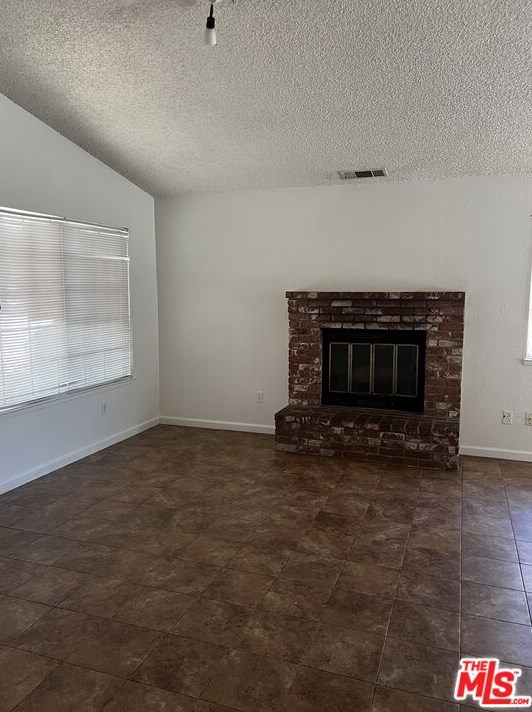 4620 Kaiser Peak Ct, Bakersfield, CA 93304