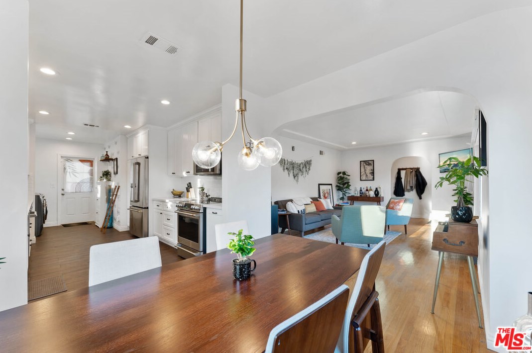 5109 Chester St, Los Angeles CA  90032-3020 exterior