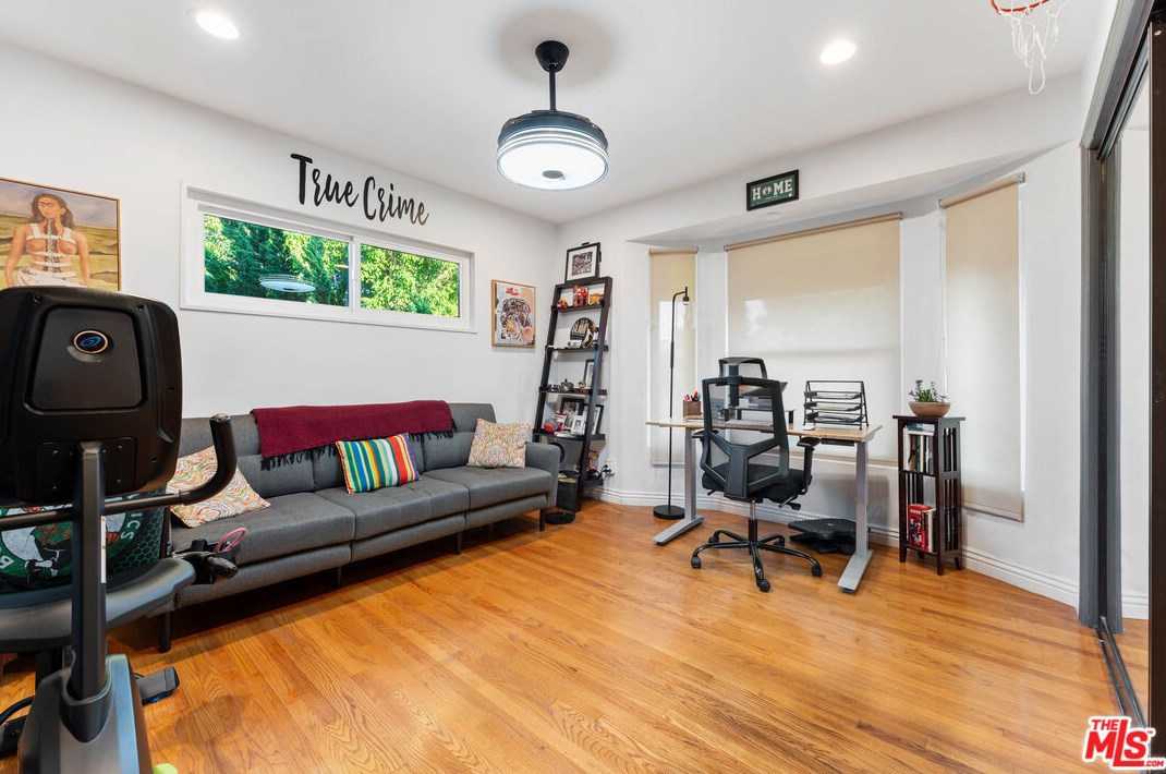 5109 Chester St, Los Angeles CA  90032-3020 exterior