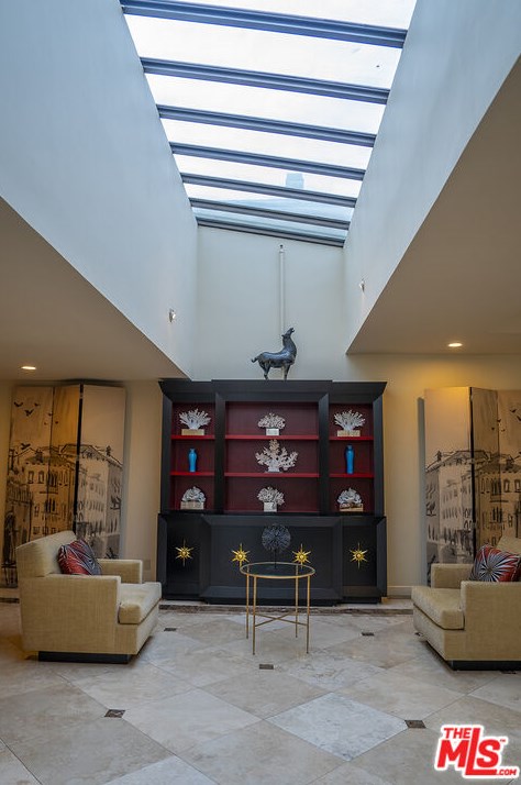 2265 Century Hl, Los Angeles CA  90067-3518 exterior