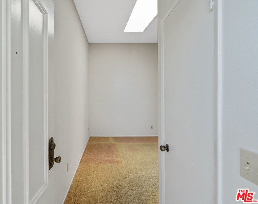 8866 Tulare Dr #305a, Huntington Beach, CA 92646