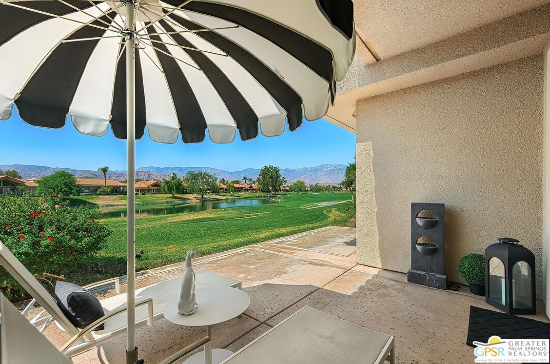 13 La Costa Dr, Rancho Mirage CA  92270-1614 exterior