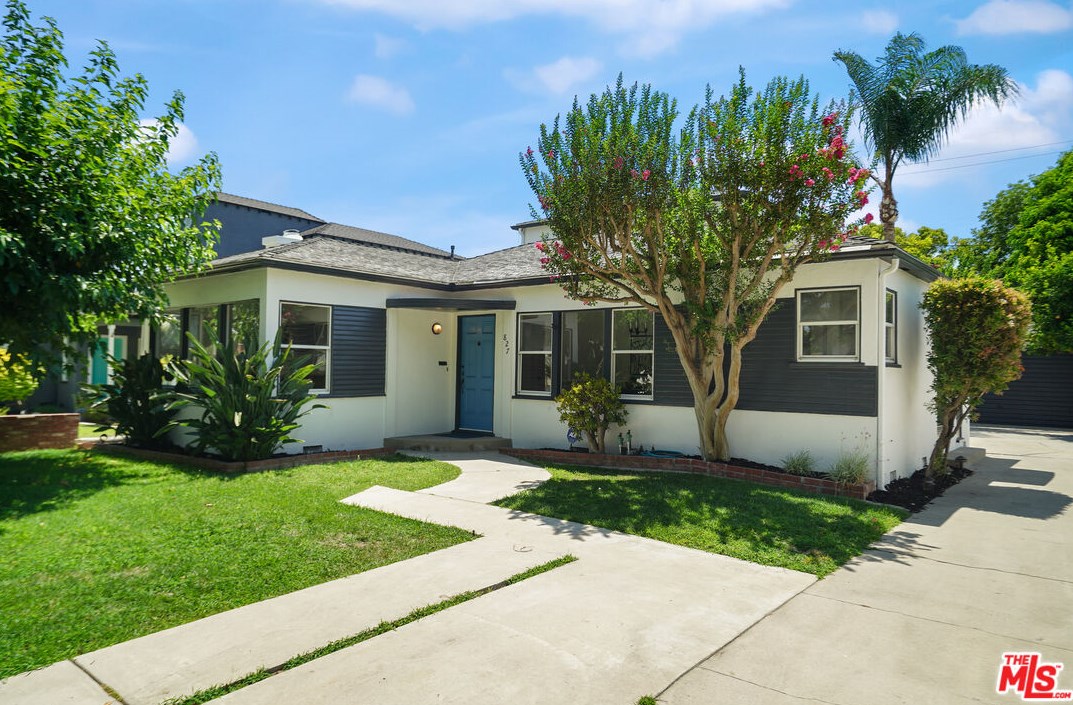 827 Ontario St, Burbank, CA 91505-3012