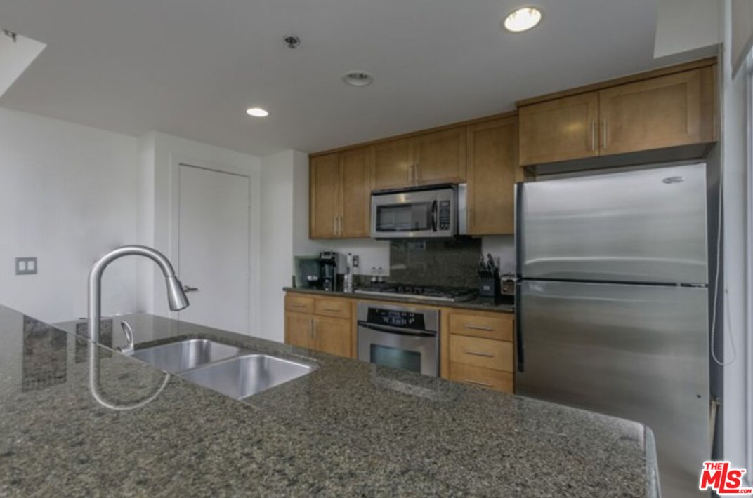 411 W Seaside Way #301, Long Beach, CA 90802