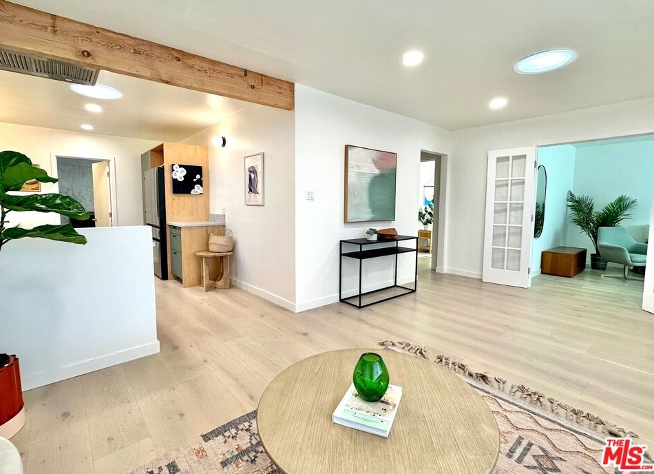 12608 Gilmore Ave, Los Angeles CA  90066-6429 exterior