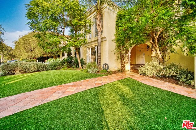 1272 Ridgeley Dr, Los Angeles, CA 90019-2654