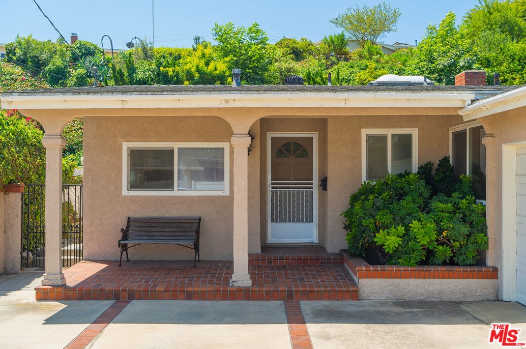 2140 Dorado Dr, Palos Verdes Estates, CA 90275