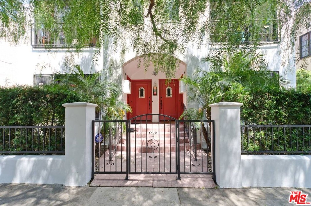 506 Spaulding Ave, Los Angeles, CA 90036-1842
