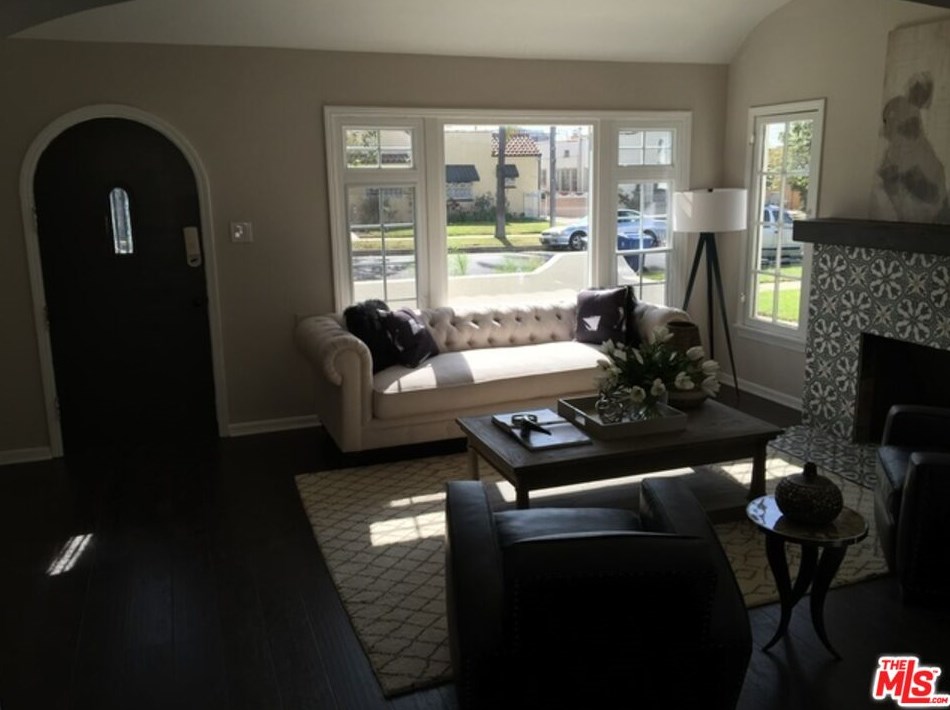 1373 Orange Dr, Los Angeles, CA 90019-2903