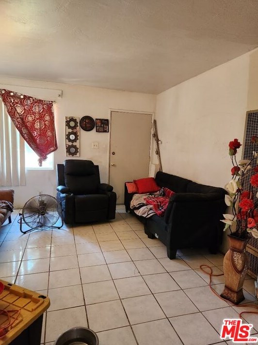401 Owens St, Bakersfield, CA 93305