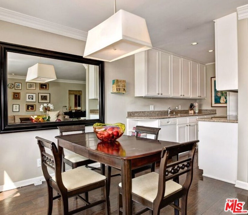 117 Doheny Dr, Los Angeles CA  90048-2947 exterior