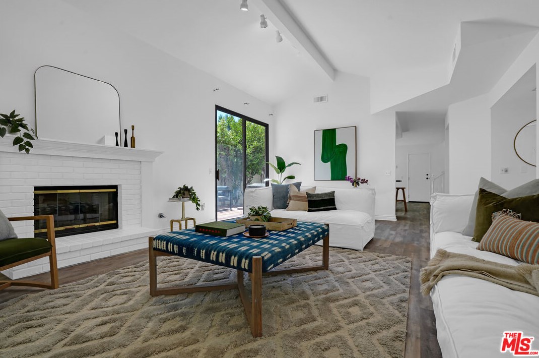 22927 Estoril Dr, Pomona, CA 91765-5402