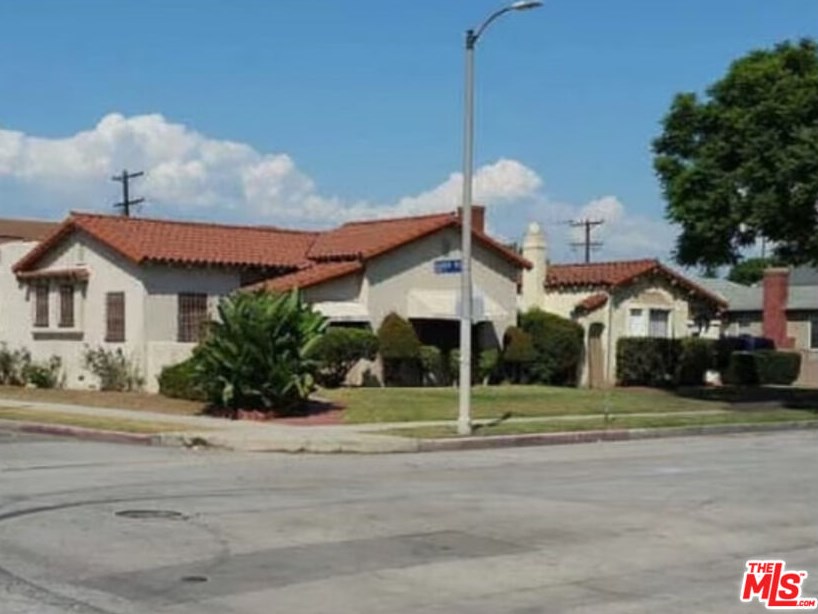 1459 85th St, Los Angeles, CA 90047-5412