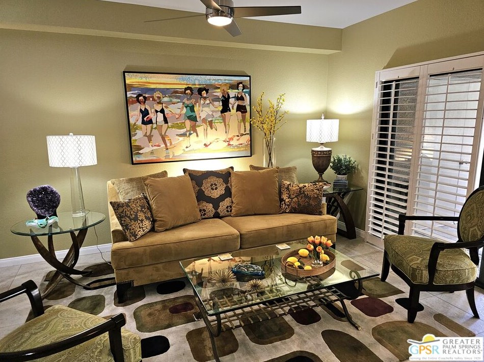 255 Avenida Caballeros, Palm Springs CA  92262-6741 exterior