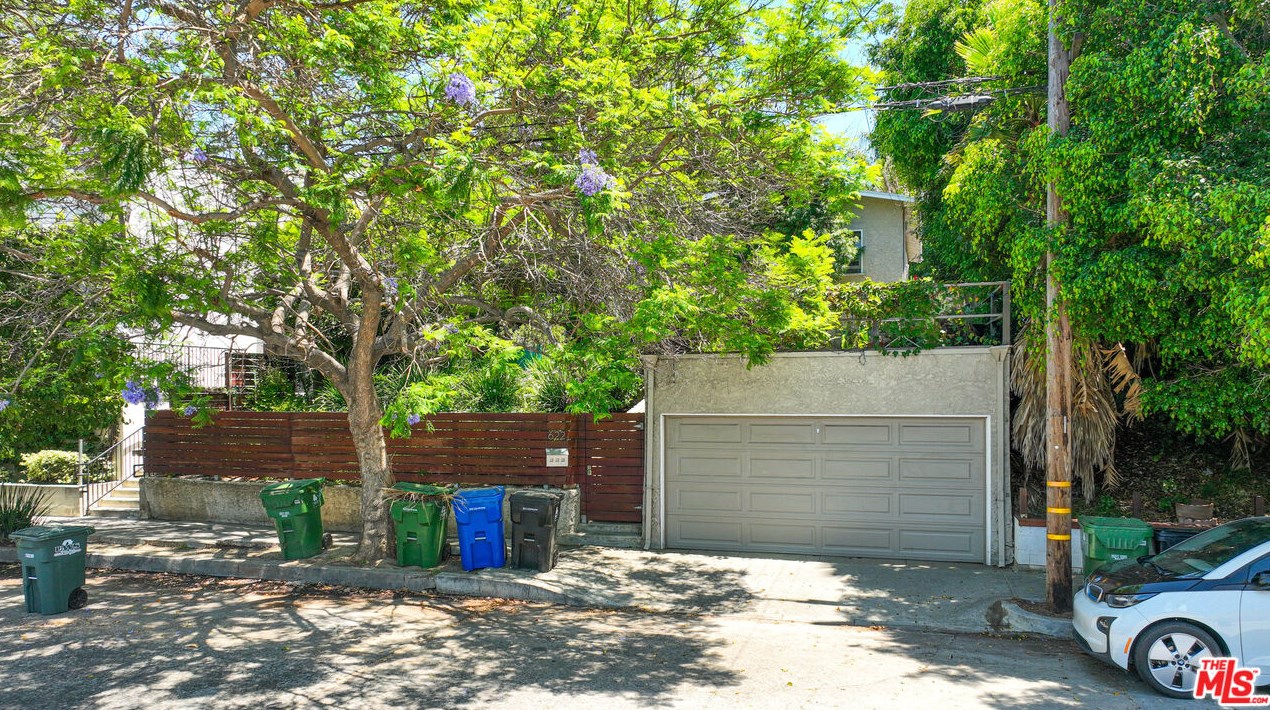 622 Maltman Ave, Los Angeles CA  90026-3519 exterior