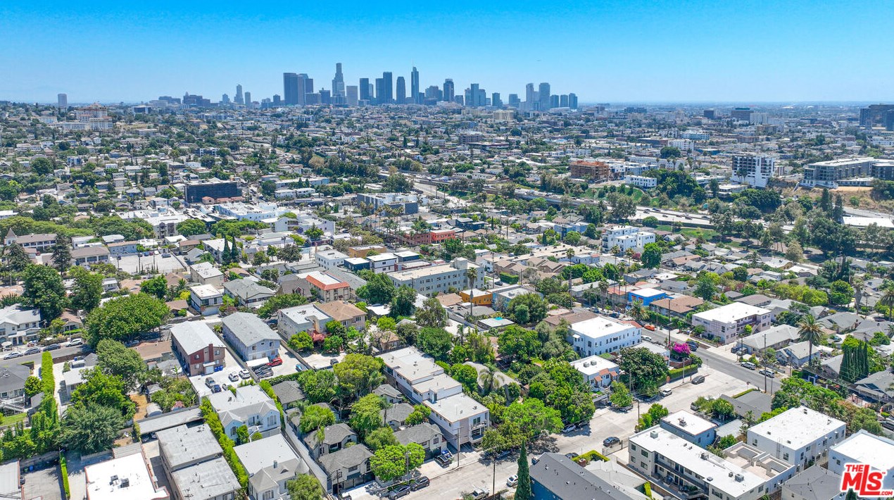 622 Maltman Ave, Los Angeles CA  90026-3519 exterior