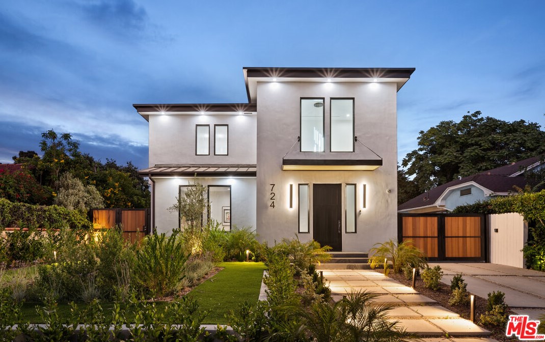 724 Ogden Dr, Los Angeles CA  90046-7306 exterior
