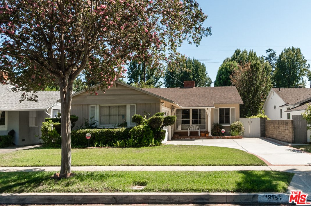 13144 Margate St, Van Nuys, CA 91401