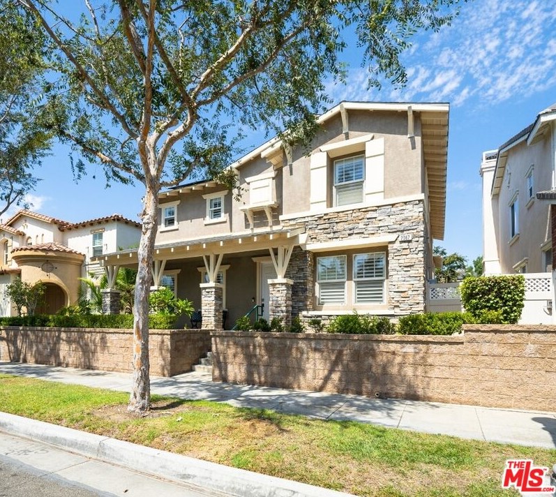 2067 Hetebrink St, Fullerton, CA 92833