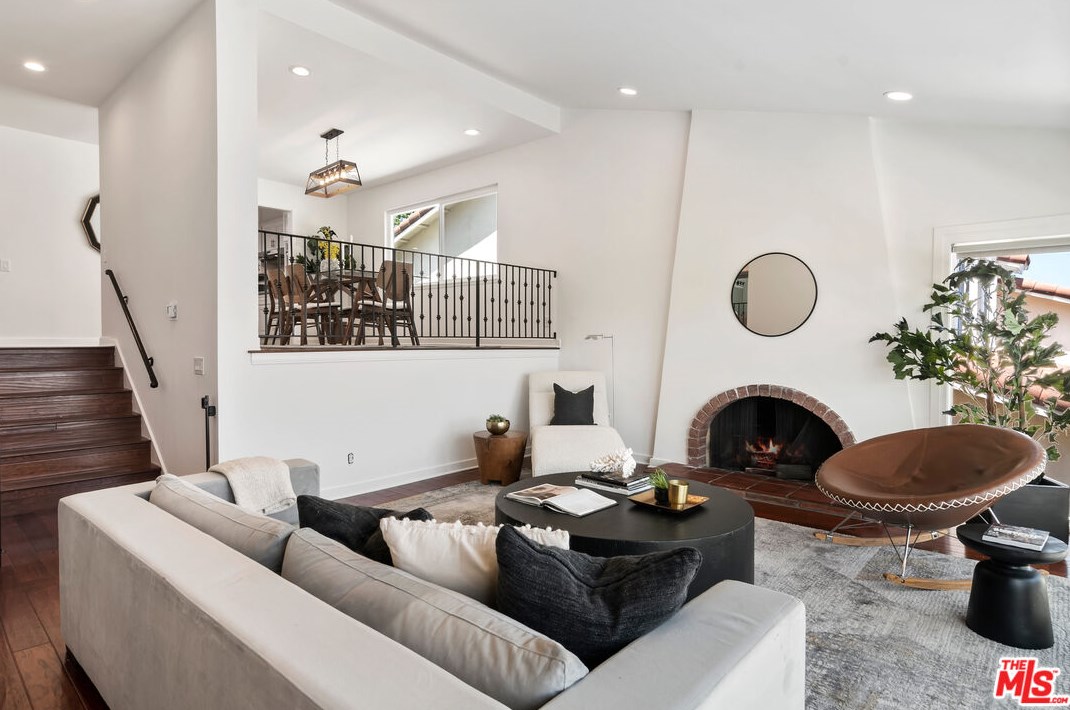 27117 Diamondhead Ln, Palos Verdes Estates, CA 90275