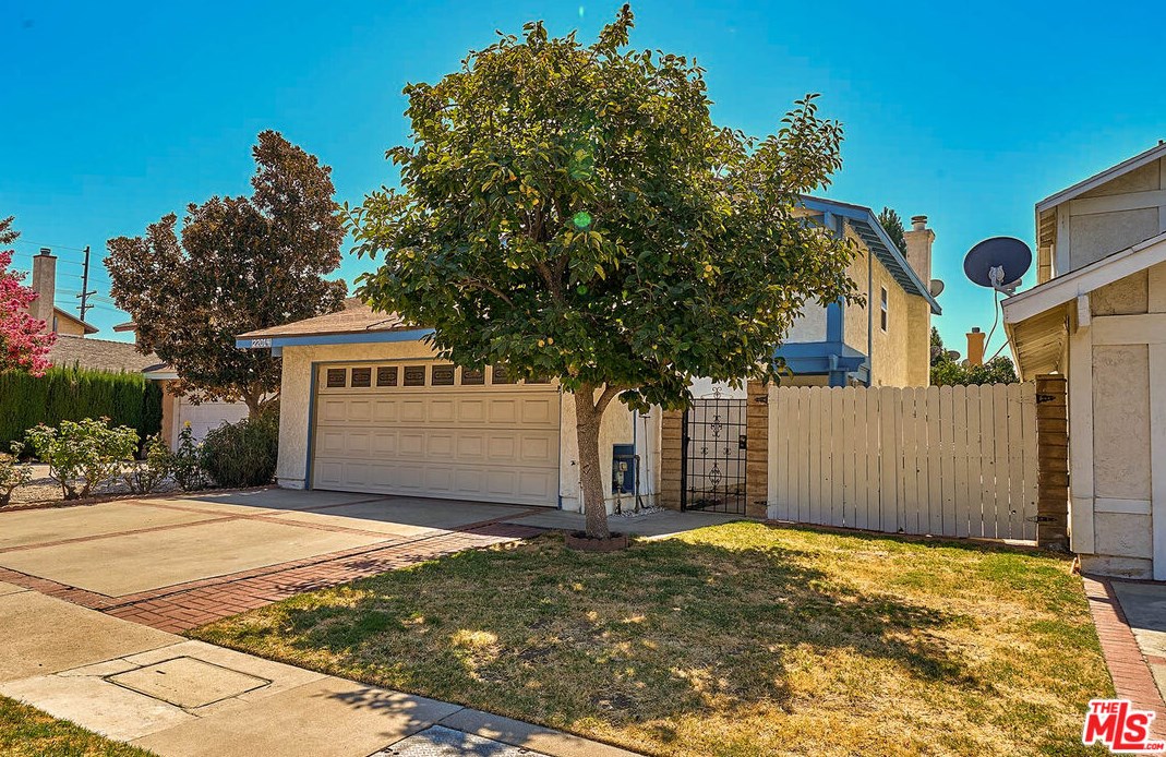 22014 Romar St, Chatsworth, CA 91311-2837