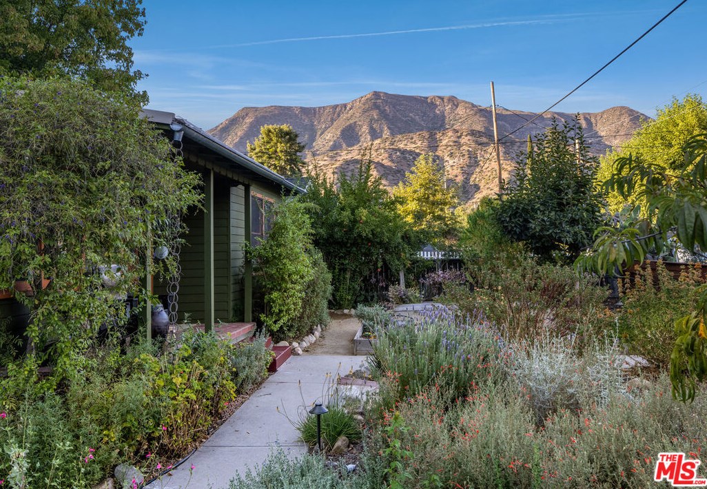 809 Drown Ave, Ojai, CA 93023
