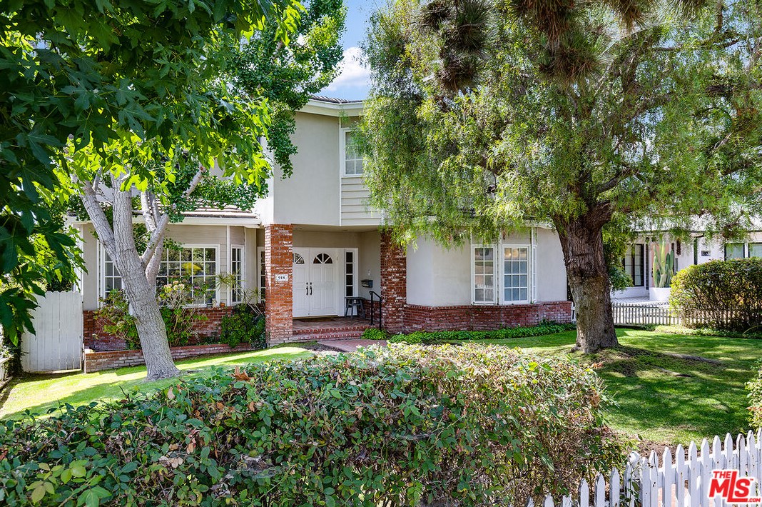 918 Stanford St, Santa Monica, CA 90403-2224